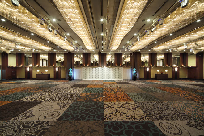 Crowne Grand Ball Room